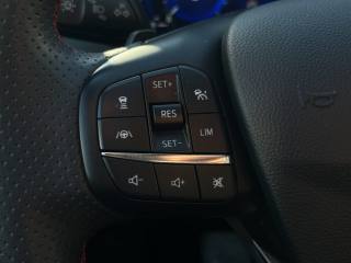 FORD Kuga usata, con Bracciolo