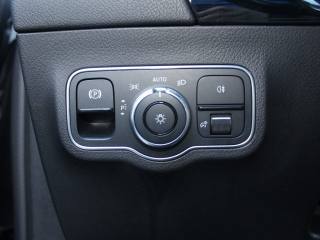 MERCEDES-BENZ GLA 200 usata, con Sedile posteriore sdoppiato