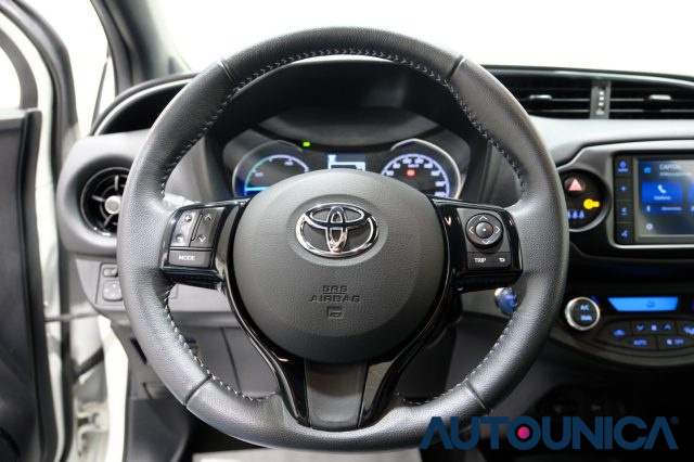 TOYOTA Yaris usata, con Cerchi in lega