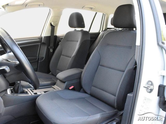 VOLKSWAGEN Golf Variant usata, con Autoradio digitale