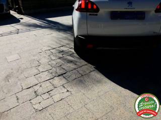PEUGEOT 2008 usata, con Hill holder