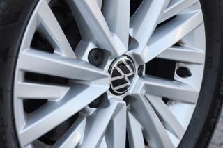VOLKSWAGEN T-Roc usata, con Climatizzatore automatico, 2 zone