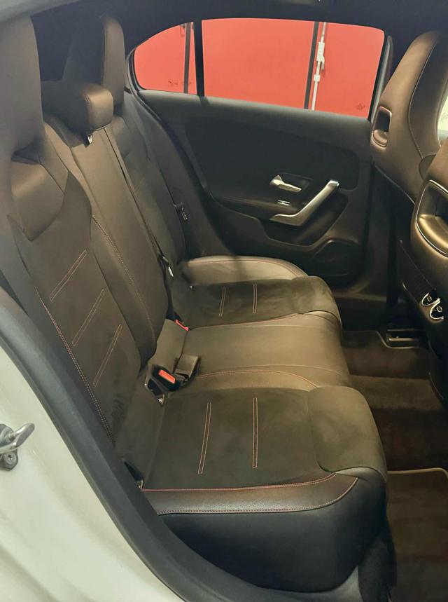 MERCEDES-BENZ A 250 usata, con Park Distance Control