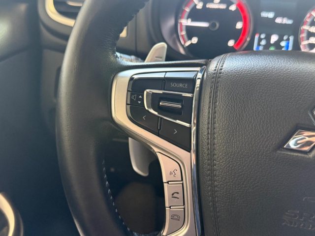 MITSUBISHI L200 usata, con Controllo elettronico della corsia