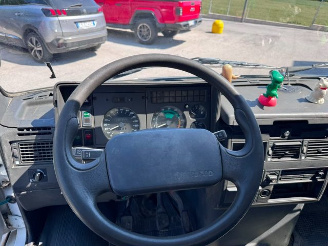 IVECO Daily usata 10