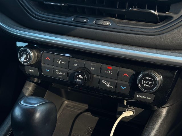 JEEP Compass usata, con Luci diurne