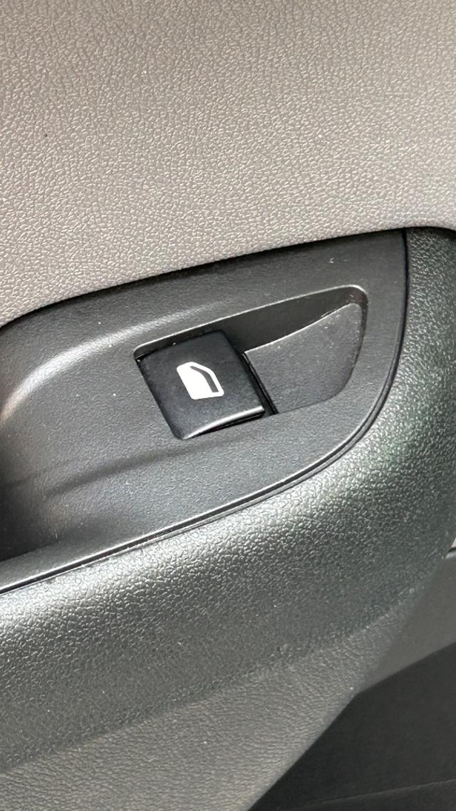 OPEL Crossland X usata, con Cruise Control