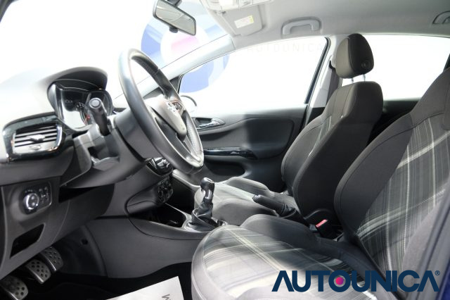 OPEL Corsa usata, con Fari LED