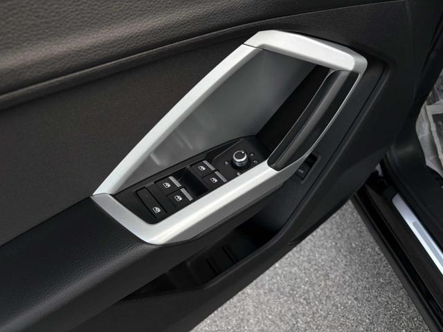 AUDI Q3 usata, con Park Distance Control