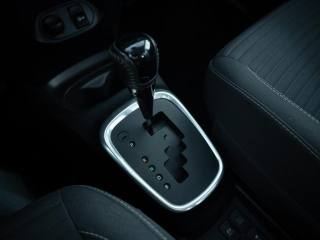 TOYOTA Yaris usata, con Isofix