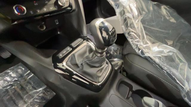 OPEL Corsa usata, con Cruise Control