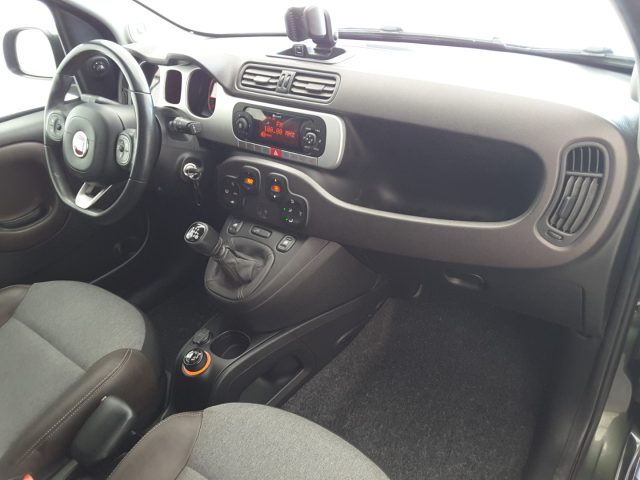FIAT Panda Cross usata, con Controllo automatico clima