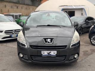 PEUGEOT 5008 usata, con Airbag