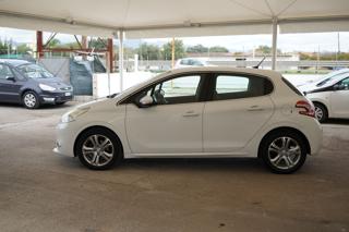 PEUGEOT 208 usata, con Airbag laterali
