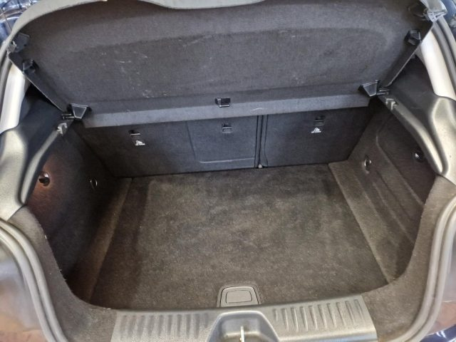 MERCEDES-BENZ A 180 usata, con Climatizzatore