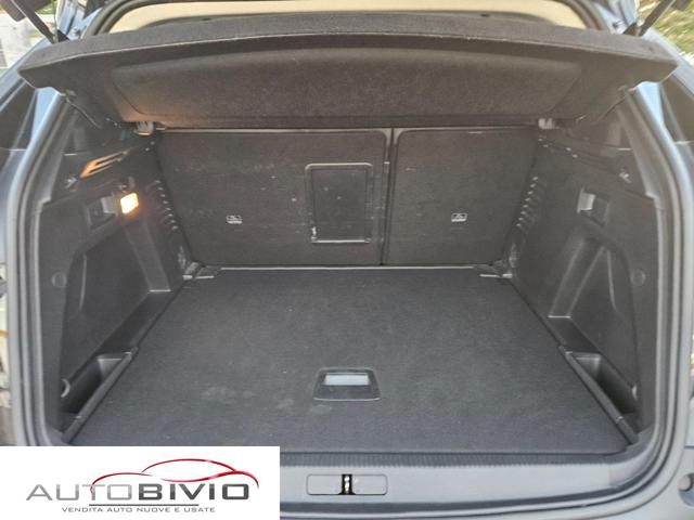 PEUGEOT 3008 usata, con Frenata d