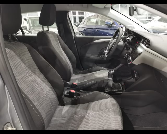 OPEL Corsa usata, con Autoradio digitale