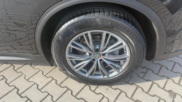 ALFA ROMEO Stelvio usata, con Cerchi in lega