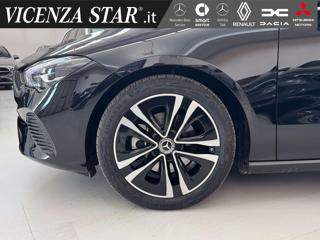 MERCEDES-BENZ CLA 200 usata, con Cerchi in lega