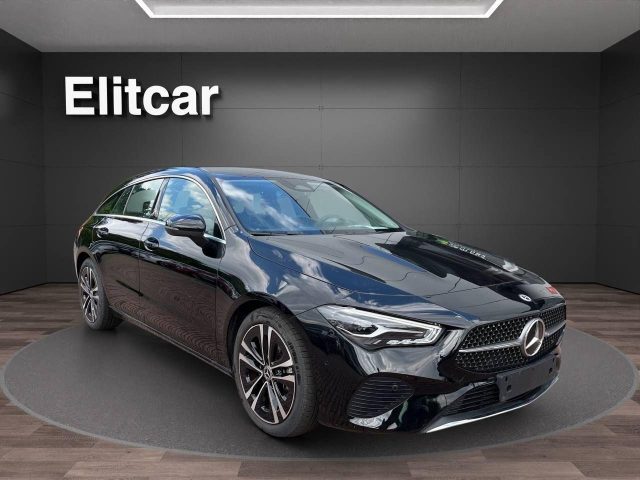 MERCEDES-BENZ CLA 180 usata, con Chiusura centralizzata