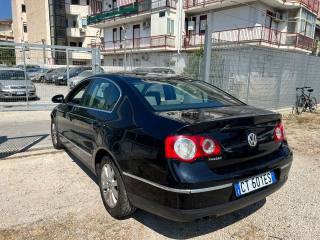 VOLKSWAGEN Passat usata, con Chiusura centralizzata