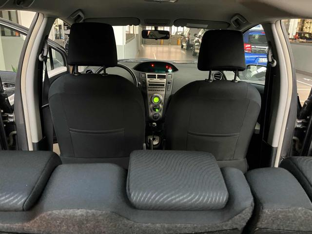 TOYOTA Yaris usata, con Servosterzo
