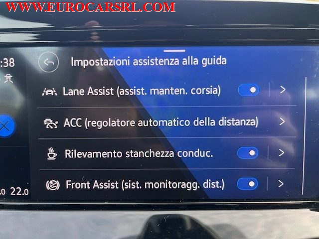 VOLKSWAGEN Golf usata, con Frenata d