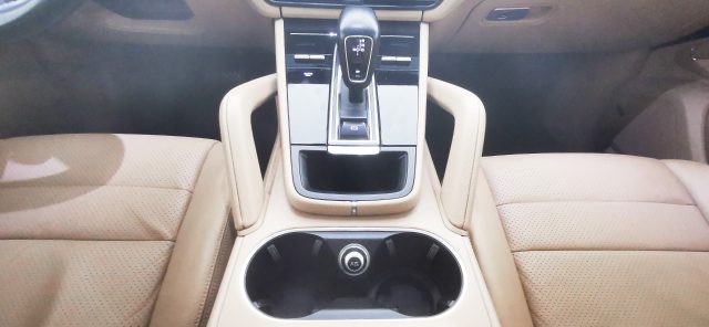 PORSCHE Cayenne usata, con Sistema di chiamata d