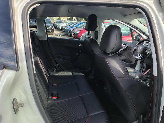 PEUGEOT 2008 usata, con Cruise Control