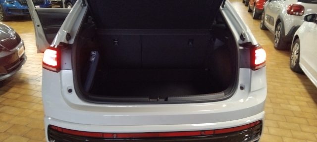 VOLKSWAGEN Taigo usata, con Cruise Control