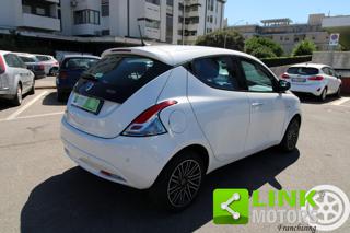 LANCIA Ypsilon usata, con Park Distance Control