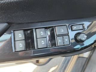 TOYOTA Hilux usata, con Sedile posteriore sdoppiato