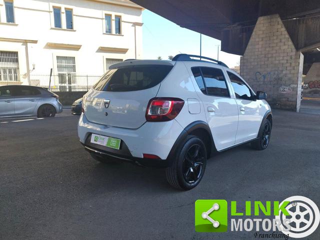 DACIA Sandero usata, con Alzacristalli elettrici