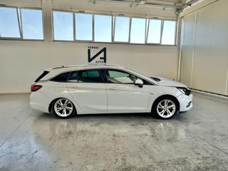 OPEL Astra usata, con Cruise Control