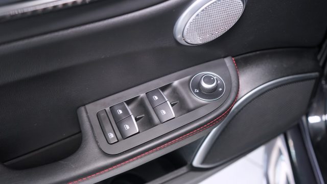 ALFA ROMEO Giulia usata, con Telecamera per parcheggio assistito