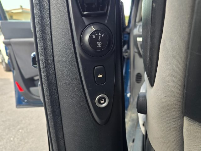 PEUGEOT 807 usata 62