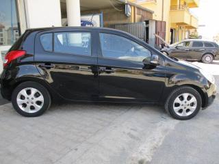HYUNDAI i20 usata, con Chiusura centralizzata