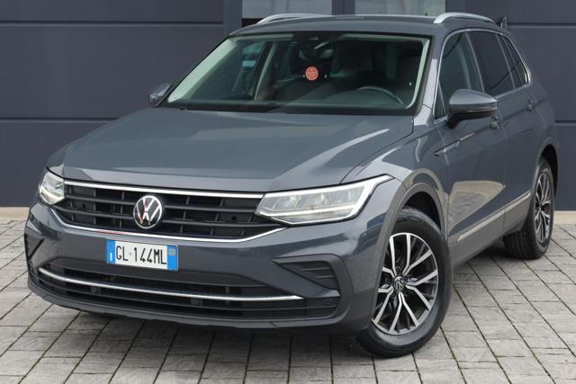 VOLKSWAGEN Tiguan usata, con Airbag