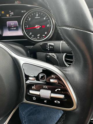 MERCEDES-BENZ E 200 usata, con Leve al volante