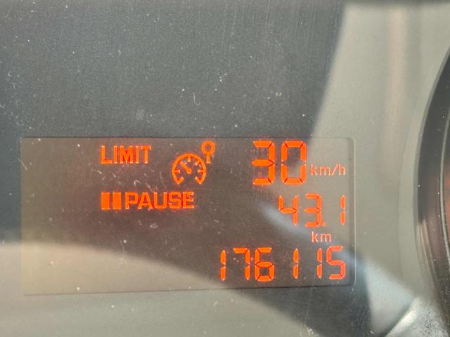 PEUGEOT 5008 usata, con Lettore CD