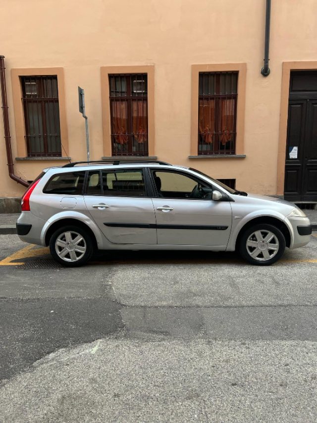 RENAULT Megane usata, con Airbag