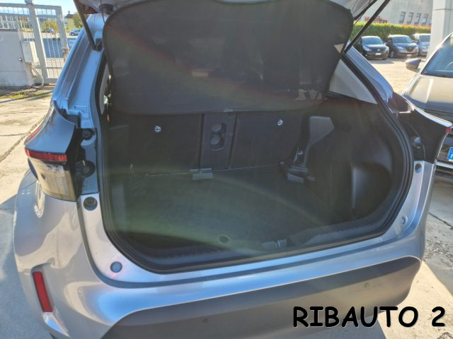 TOYOTA Yaris Cross usata, con Fari LED