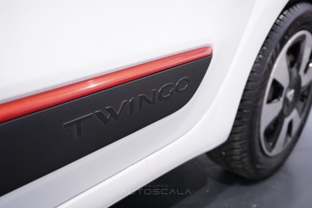 RENAULT Twingo usata 27