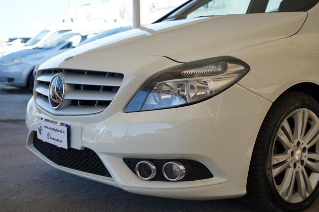 MERCEDES-BENZ B 180 usata, con Controllo trazione