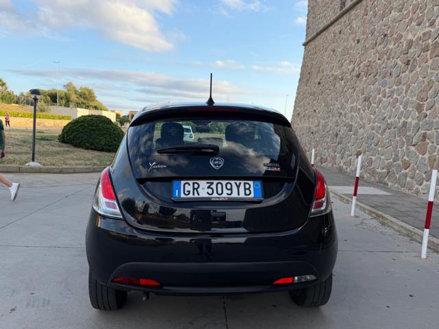 LANCIA Ypsilon usata, con Apple CarPlay