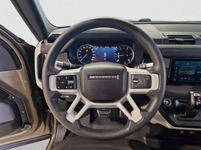 LAND ROVER Defender usata, con Servosterzo