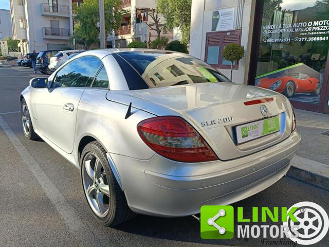MERCEDES-BENZ SLK 200 usata, con Spoiler