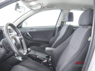 ALFA ROMEO 147 usata 8