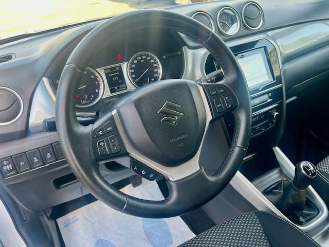 SUZUKI Vitara usata, con Volante in pelle
