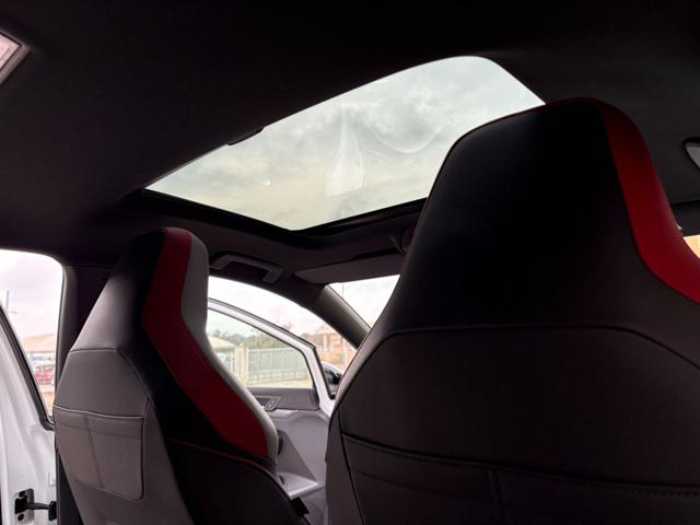 VOLKSWAGEN Golf GTI usata, con Volante in pelle